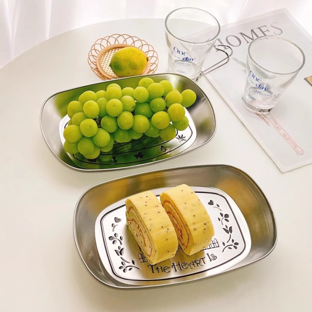 2PCS Vintage American Tin Tray - Food And Snacks For Picnic 评论和价格