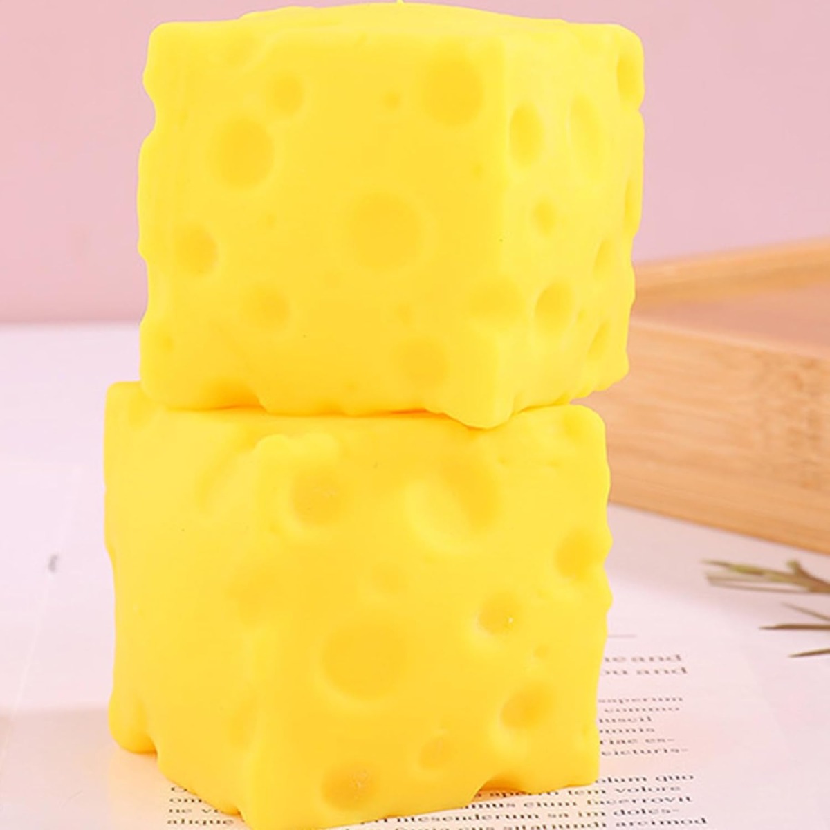 Cheese Stress Ball Squishy Toy - Food & Snacks Coloring Book Bold & Easy Pdf 评论和价格